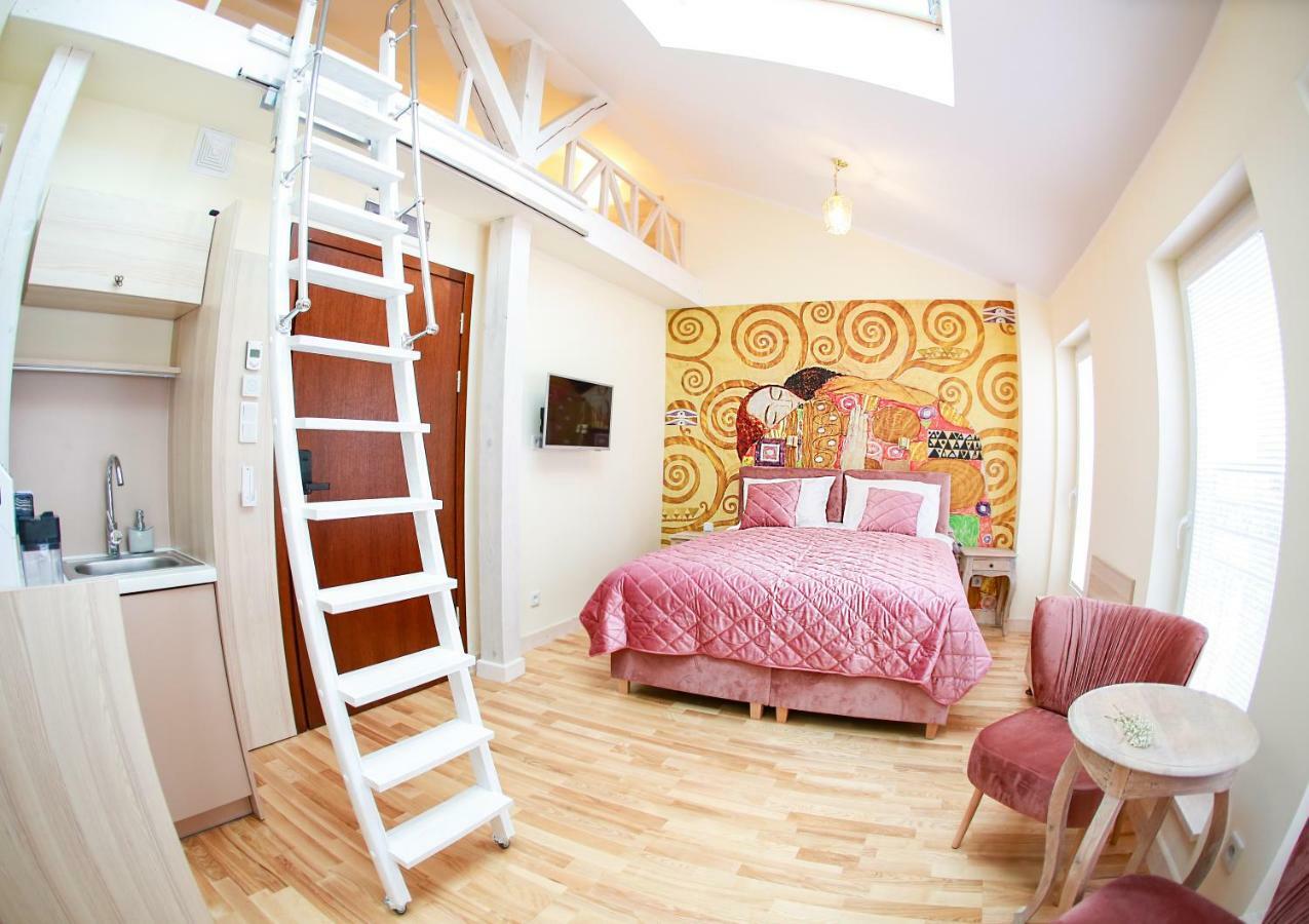 Sky&Light Apartments Krakow Ngoại thất bức ảnh