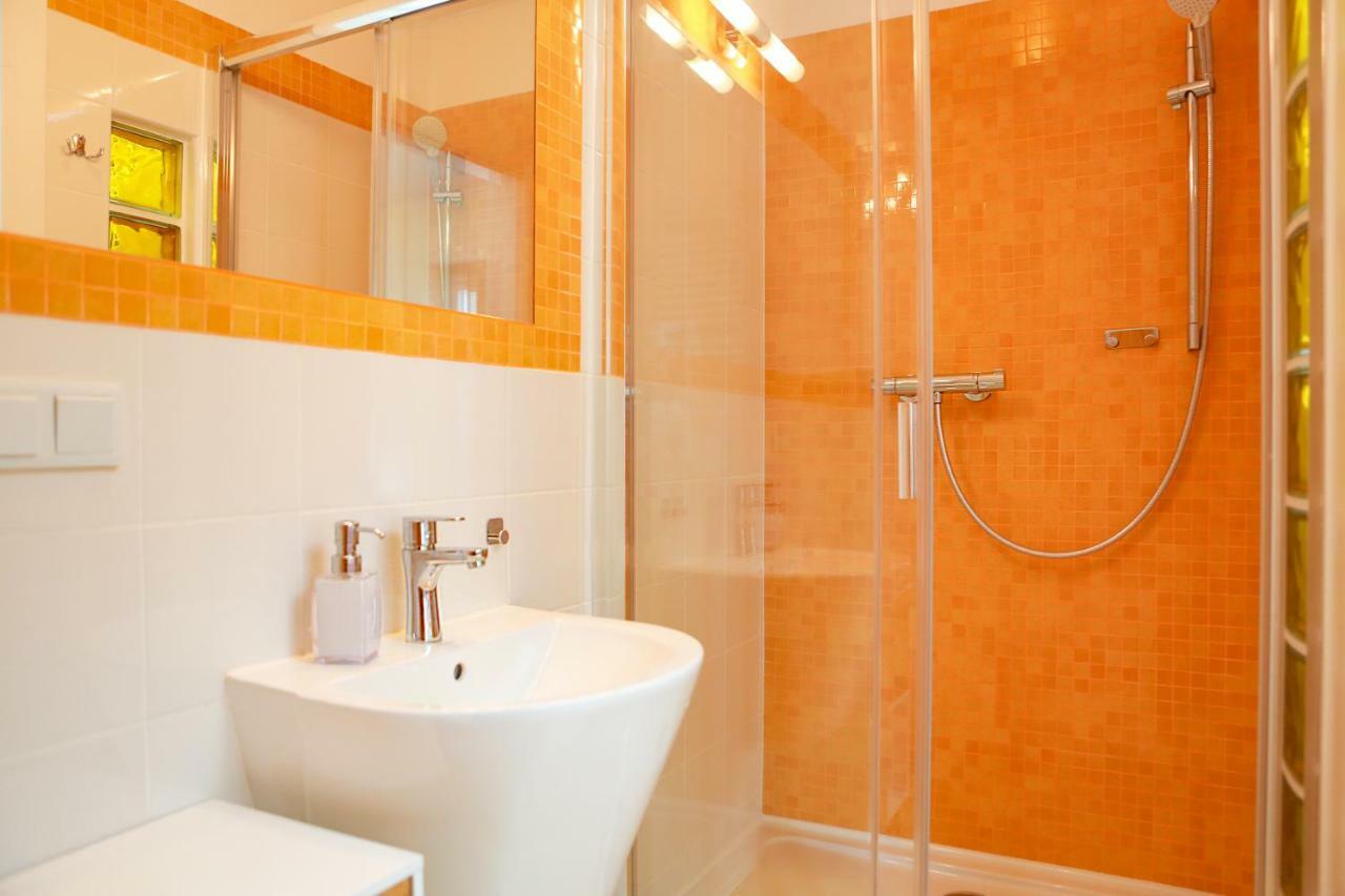 Sky&Light Apartments Krakow Ngoại thất bức ảnh