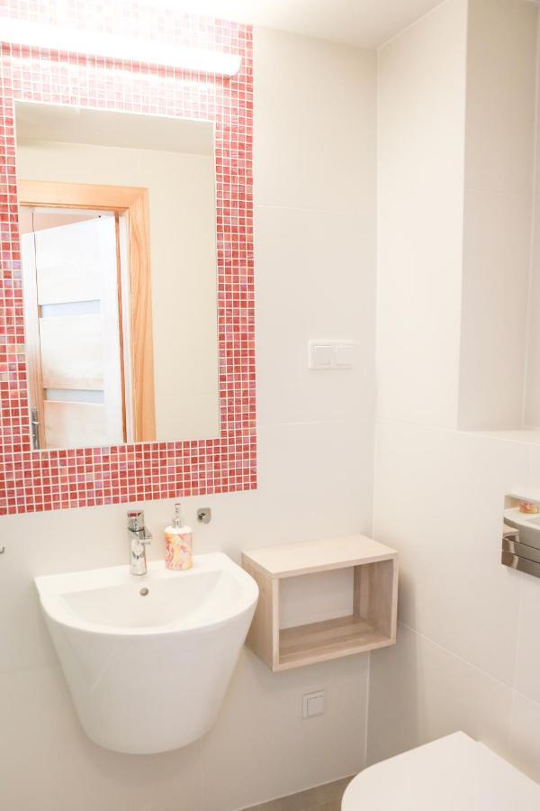 Sky&Light Apartments Krakow Ngoại thất bức ảnh