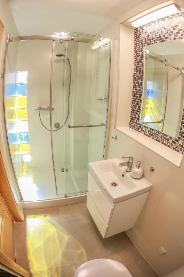 Sky&Light Apartments Krakow Ngoại thất bức ảnh